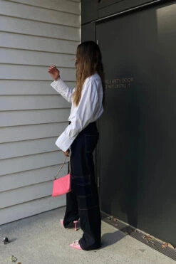 The Contrast Stitch Cargo Pant Indigo -Faithfull The Brand || Commando || Rebecca Vallance Shop 11 2048x2048 167ad052 be29 48e9 97c1 586111ff23af