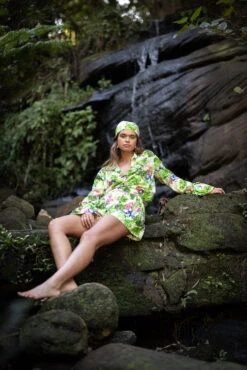 Open Neck Blouse Jungle -Faithfull The Brand || Commando || Rebecca Vallance Shop 1H3A8284 b72fe1cc f5e4 4f39 9f37 d491e588e4df