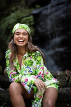 Open Neck Blouse Jungle -Faithfull The Brand || Commando || Rebecca Vallance Shop 1H3A8438 1d5cddb4 70a1 4714 b704 f8ece037ac6a