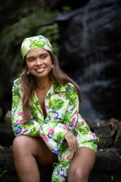 Open Neck Blouse Jungle -Faithfull The Brand || Commando || Rebecca Vallance Shop 1H3A8451 b1aa7af6 530b 4033 b858 7f39c57057ba