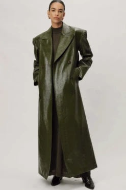 Roxton Coat Dark Olive -Faithfull The Brand || Commando || Rebecca Vallance Shop 1 2e21c90a e6a0 4aef 8e7f 7c3f920bb765