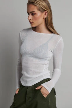 Myles Crew Neck Top White -Faithfull The Brand || Commando || Rebecca Vallance Shop 20220908 MartenAscenzo BayseBrand Ecommerce 012109707