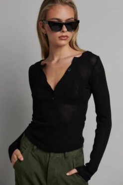 Xavier Button Top Black