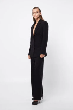 Meet Again Blazer -Faithfull The Brand || Commando || Rebecca Vallance Shop 20221003 MOSSMAN APRIL23 ONLINE S17 1432