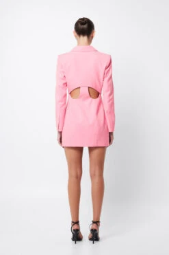 Bare Minimum Blazer Dress Pink 17 Bare Minimum Blazer Dress Pink -Faithfull The Brand || Commando || Rebecca Vallance Shop 20230309 Mossman September23 ONLINE S34 1843
