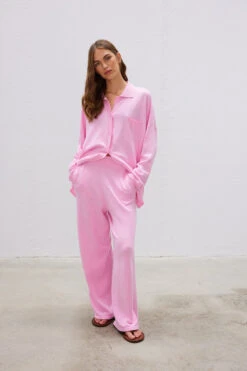 Carmen Knit Shirt Ultra Pink 19 Carmen Knit Shirt Ultra Pink -Faithfull The Brand || Commando || Rebecca Vallance Shop 31 LMD032 LMD033 Ultra Pink 2888