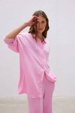 Carmen Knit Shirt Ultra Pink 22 Carmen Knit Shirt Ultra Pink -Faithfull The Brand || Commando || Rebecca Vallance Shop 31 LMD032 LMD033 Ultra Pink 2929