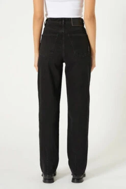 Sade Baggy Jean True Black -Faithfull The Brand || Commando || Rebecca Vallance Shop 39193 056 washed black sade baggy true black0064copy