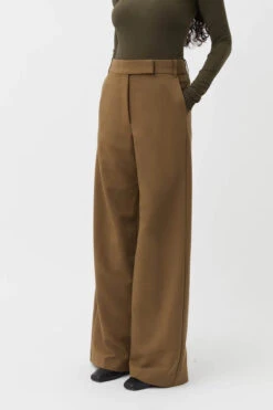 Cicely Trouser 10 Cicely Trouser -Faithfull The Brand || Commando || Rebecca Vallance Shop C M CAMILLA AND MARC cicely trouser dark mustard brown 4 640x960copy