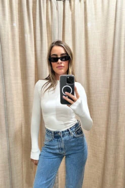 The Brooklyn Top White 15 The Brooklyn Top White -Faithfull The Brand || Commando || Rebecca Vallance Shop Facetune 05 07 2023 14 40 27