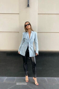 Ultimate Muse Denim Blazer 12 Ultimate Muse Denim Blazer -Faithfull The Brand || Commando || Rebecca Vallance Shop IMG 3915 Facetune 18 05 2023 17 01 34