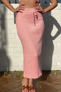 Liana Skirt Orchid Pink -Faithfull The Brand || Commando || Rebecca Vallance Shop IMG 8256 Facetune 09 08 2022 17 09 46