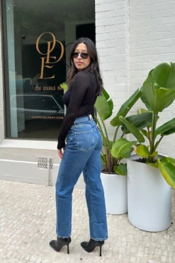 Nico Straight Deception -Faithfull The Brand || Commando || Rebecca Vallance Shop IMG 8503 da568052 90e1 4185 aa77 bec07f635867