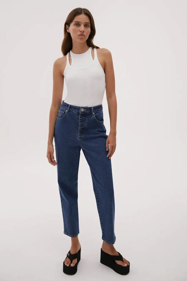 Cameron Ivory 5 Cameron Ivory - Image 3