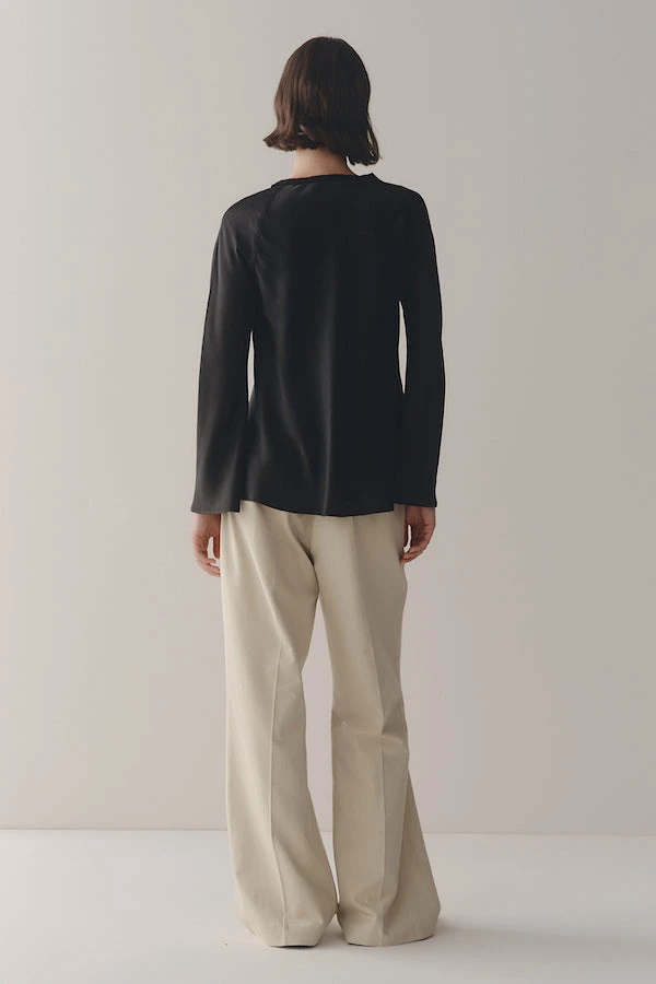 Juniper Top Black 7 Juniper Top Black - Image 5