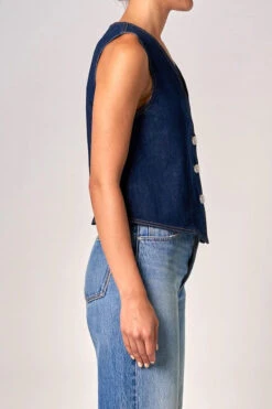 Denim Vest Rinse Denim -Faithfull The Brand || Commando || Rebecca Vallance Shop N33F06 6919 DENIMVEST RINSEDENIM 2copy