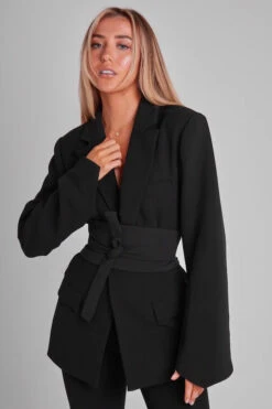 Ultimate Muse Blazer With Additional Belts Black