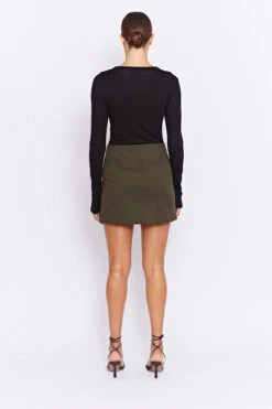 The Dora Top Black -Faithfull The Brand || Commando || Rebecca Vallance Shop Pfeiffer 200121 3982 2000x 45a4cb43 2120 481b b626 38776db0c6da