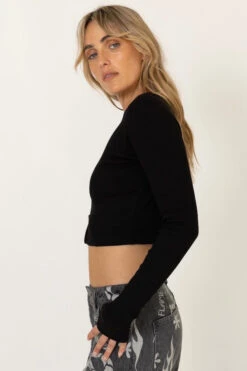 Button Up LS Top Black -Faithfull The Brand || Commando || Rebecca Vallance Shop SummiSummiAW23 423